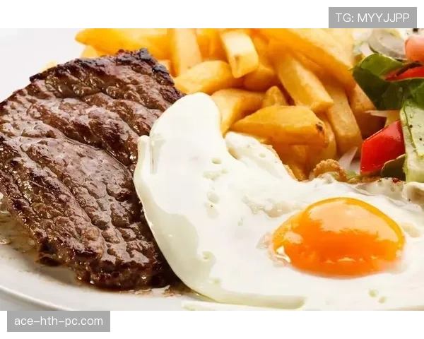 凯蒂·莱德基每天游50000米，吃三顿牛排，手机屏保是奥运金牌照片